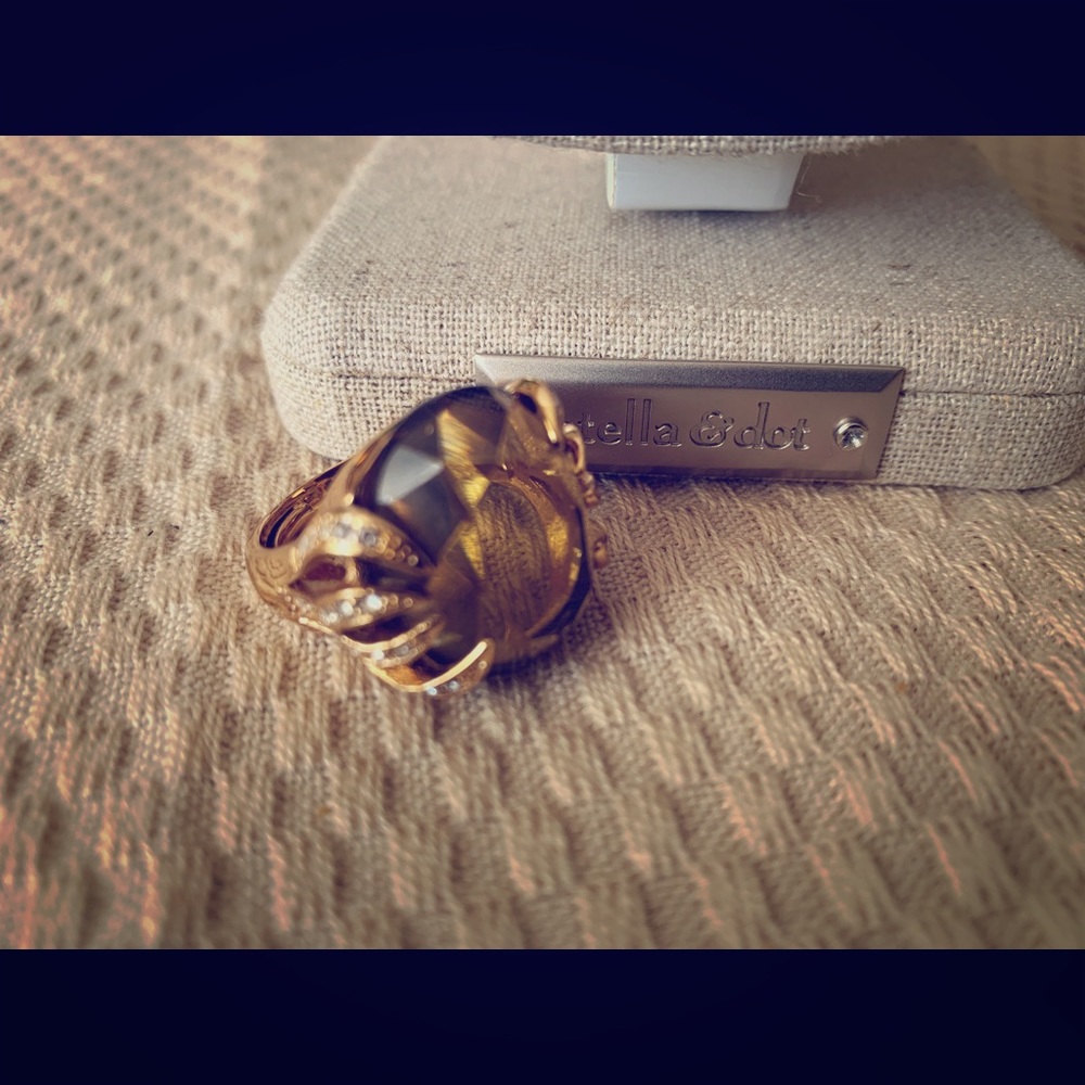 Aurora cocktail ring